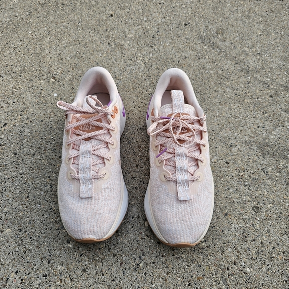 Nike Motiva - Picture 7 of 17